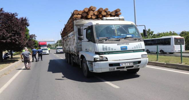 D-100 Karayolu’nda yürürken kamyonun çarptığı kadın ağır yaralandı