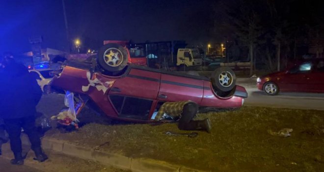 D-100’de feci kaza: 1’i çocuk 3 yaralı