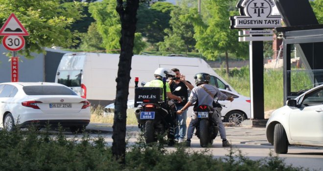 'Dur' ihtarına uymadı motosikleti bağlandı: 7 bin 945 lira ceza yedi