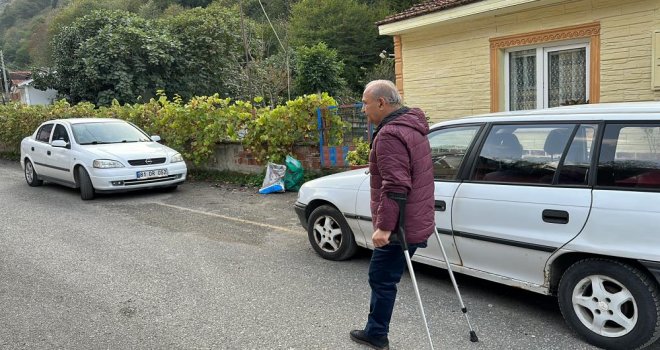 Enkaz altında 16 yaşındaki çocuğunu ve ayağını kaybeden Burhan Şen: 'Bu acıyı yaşayan bilir'