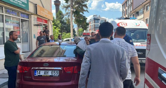 Eşini başka bir adamla yakalayan koca sınır dışı edildi....