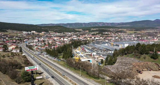 Fabrika yangını havadan görüntülendi.....