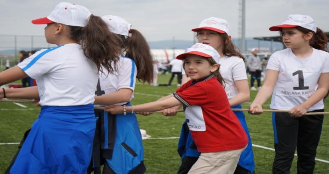 'Geleneksel Çocuk Şenliği' renkli görüntülere sahne oldu