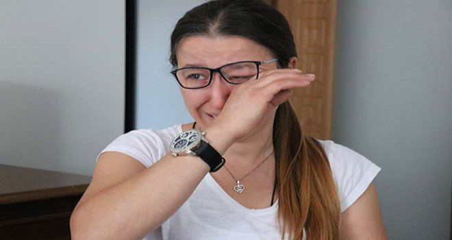 Gözü yaşlı anneden, haber alamadığı kızına “Evine dön” çağrısı