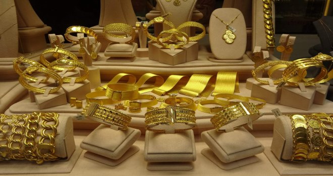 Gram altın bin lirayı aştı, yatırımcısını sevindirdi, düğün yapacak olanları üzdü