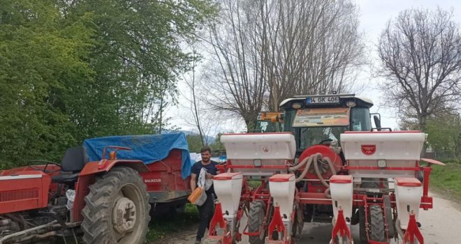 Havaların ısınmasıyla dane mısır ekimleri başladı....