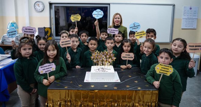 Her harfe bir sürpriz: Sınıfa civciv, ördek getirerek harfleri öğretti