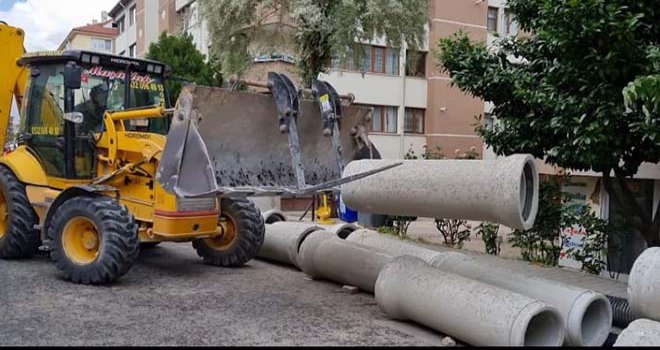 İhsaniye Mahallesi’nde 2 sokağın sorunlu altyapısı yenileniyor