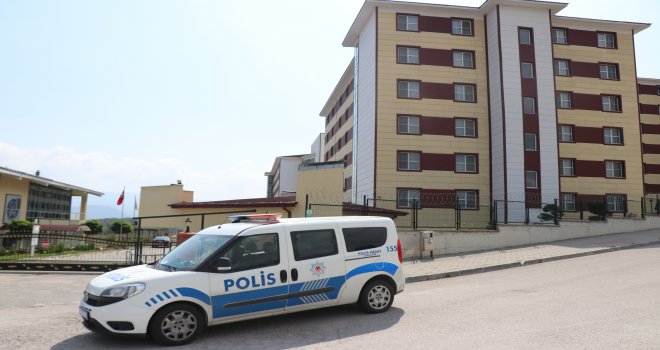 Karantina ihlali yapan 2 kişi dinlenme tesisinde yakalandı