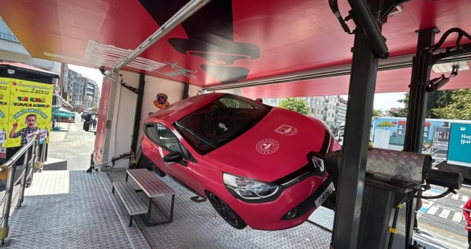 Kaza simülasyonu gerçeğini aratmadı…..