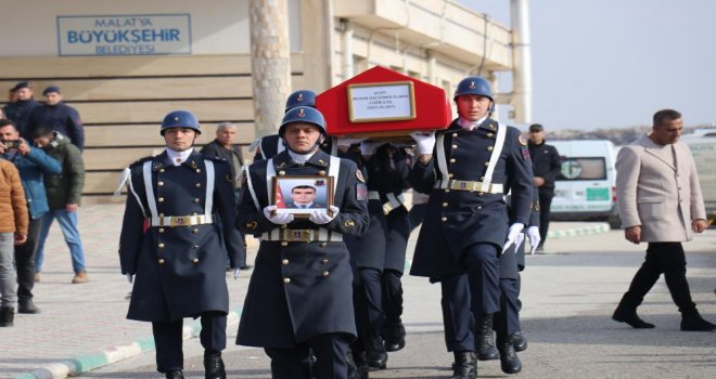 Kazada şehit olan uzman çavuş son yolculuğuna uğurlandı.....