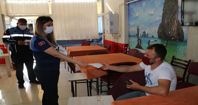 Kıraathanelerin maske ihtiyacı Bolu Belediyesi’nden