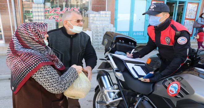 Kısıtlama ihlalinden ceza yiyince kuş yemleri ellerinde kaldı