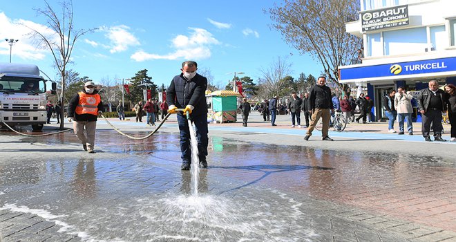 Korona virüse karşı önlemler alınmaya devam ediyor 