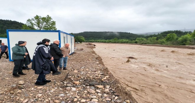 Mengen-Pazarköy yolu trafiğe kapandı
