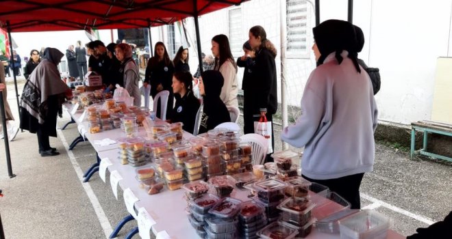 Mudurnu İmam Hatip Lisesi öğrencilerinden Gazze’ye anlamlı destek: 70 bin lira toplandı