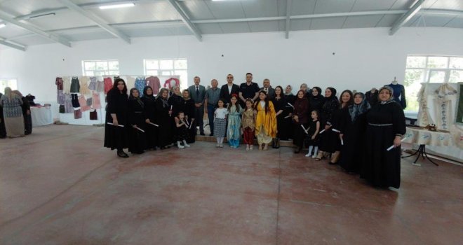 Mudurnu'da kadınların el emeği göz nuru eserleri görücüye çıktı