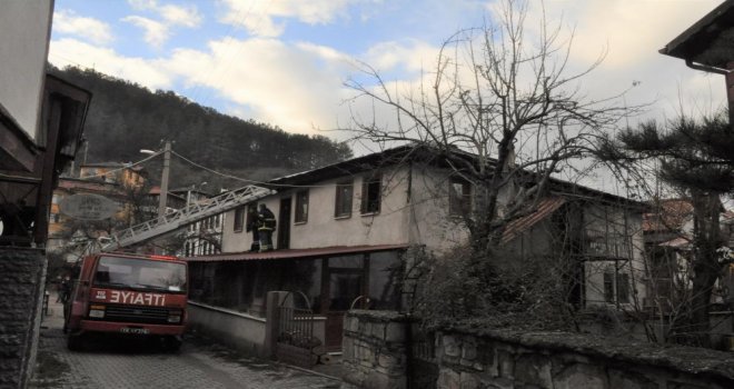 Mudurnu'da korkutan baca yangını