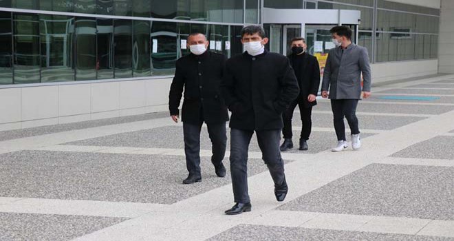 Öldürülen adamın ailesi sanığın aldığı cezaya tepki gösterdi