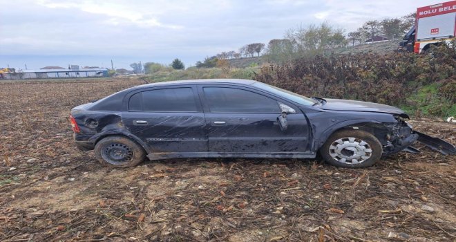 Otomobil tarlaya uçtu: 1 yaralı.....