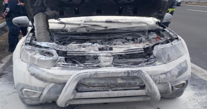 Otoyolda birden alev aldı.......