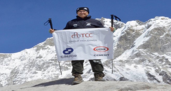OYAK Çimento Adana Fabrika Direktörü Mustafa Turan, Everest Base Camp Tırmanışını Başarıyla Tamamladı