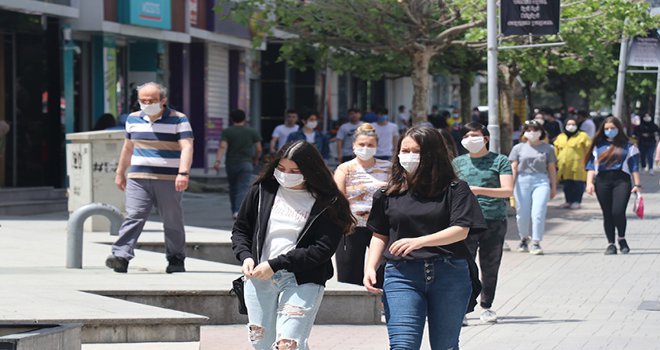 Sakın maskesiz çıkmayın 