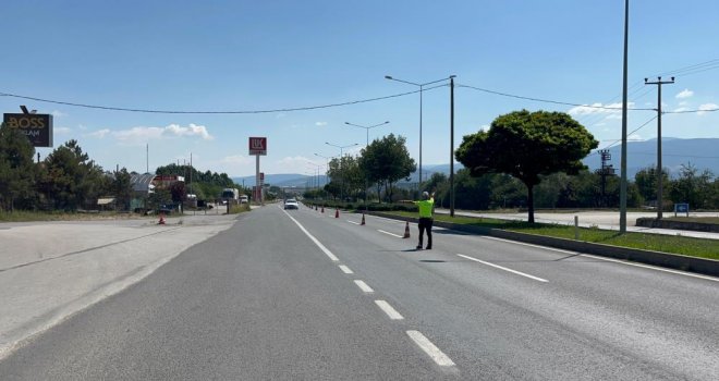 Şehrin giriş noktasında araçlar tek tek denetlendi......