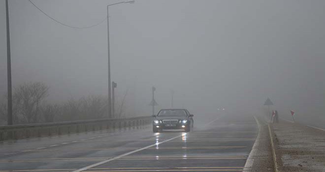 Sisin etkili olduğu Bolu Dağı’nda görüş mesafesi 20 metreye düştü