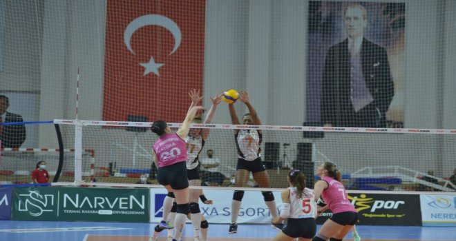 Sultanlar Ligi: Bolu Belediyespor: 1 - Vakıfbank: 3