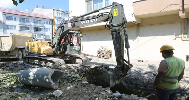 Sümer Mahallesi’nde yetersiz altyapı güçlendiriliyor