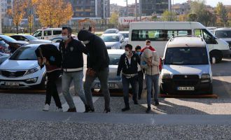 100 bin lira değerinde kereste çalan 4 kişi adliyeye sevk edildi