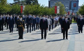 30 Ağustos Zafer Bayramı Anıt Park’ta Düzenlenen Törenle Kutlandı 