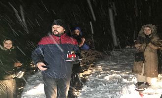 39. Yaşına lapa lapa kar altında girdi