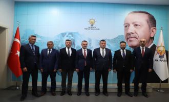 AK PARTİ KIBRISCIK İLÇE BAŞKANLIĞINA EKREM SAADET ATANDI