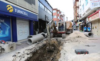 Albay Sokak’ta yağmursuyu ve kanalizasyon hattı çalışması