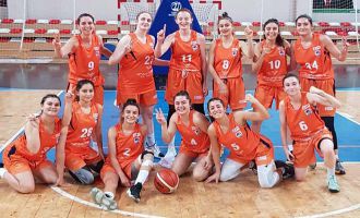 ALTIN KIZLAR DESTAN YAZIYOR...