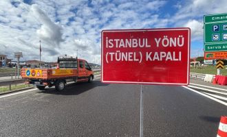Anadolu Otoyolu İstanbul istikameti trafiğe kapatılıyor.......