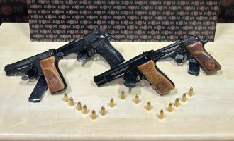 Aracından 3 ruhsatsız tabanca çıktı......