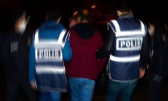 Aranması olan 5 kişi uygulamada yakalandı