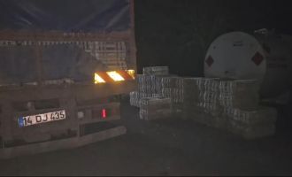 Aylardır tavuk çalıp, firmayı 2 milyon lira zarara uğratmışlar