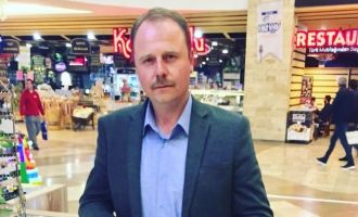 Bakımını yaptığı arılar ölümüne neden oldu