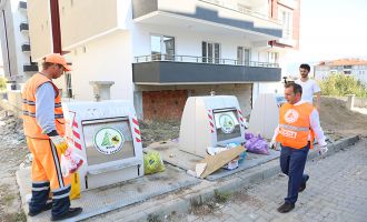 Başkan Özcan: “Konteynerin dışına çöp bırakmanın bir anlamı yok, duyarlılık bekliyoruz”