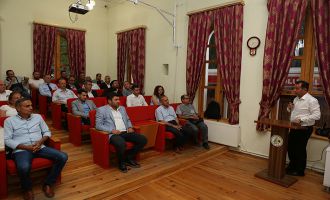 Başkan Özcan Turizmcilerle bir araya geldi