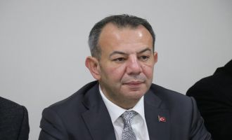 Başkan Özcan’a uyarı cezası verildi 