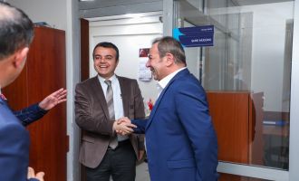 Başkan Özcan’dan Müftülük ve İŞKUR çalışanlarına ziyaret