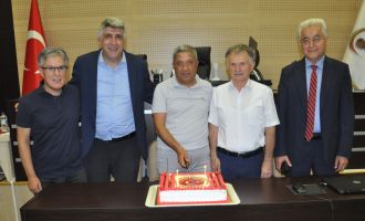 BAŞKANLARI BULUŞTURAN VEDA....