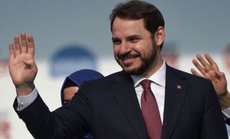 Berat Albayrak'ın istifası kabul edildi