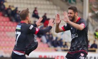 Bir dargın bir barışık!