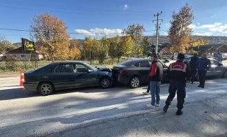 Bolu-Abant yolunda zincirleme kaza: 3 yaralı